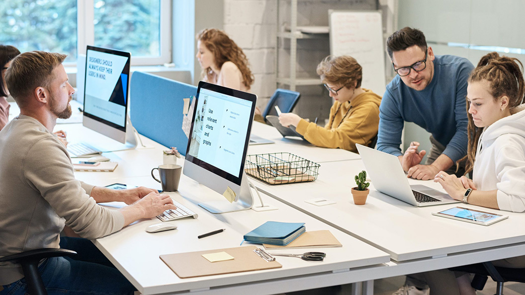 people-working-in-front-of-the-computer