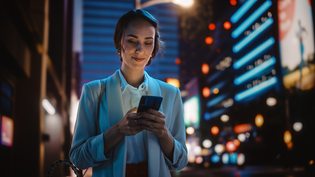 person-on-phone-5g