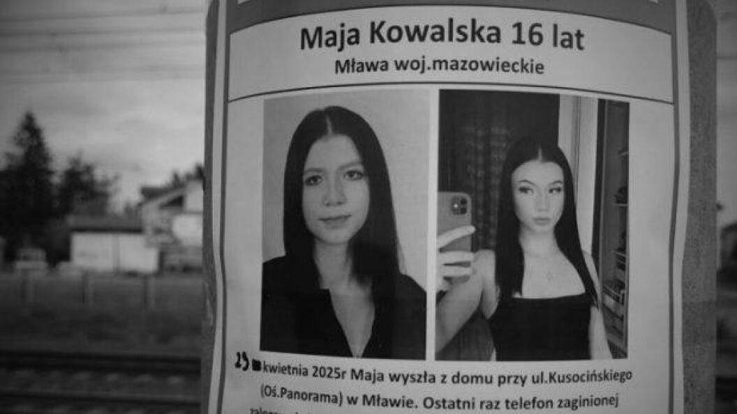 22570489