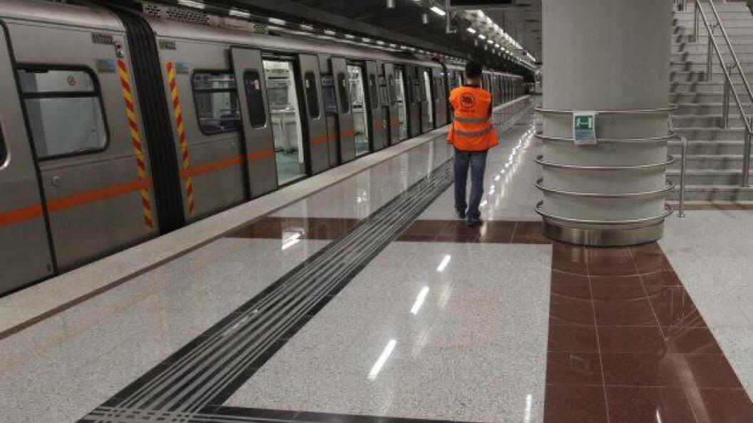 22570966