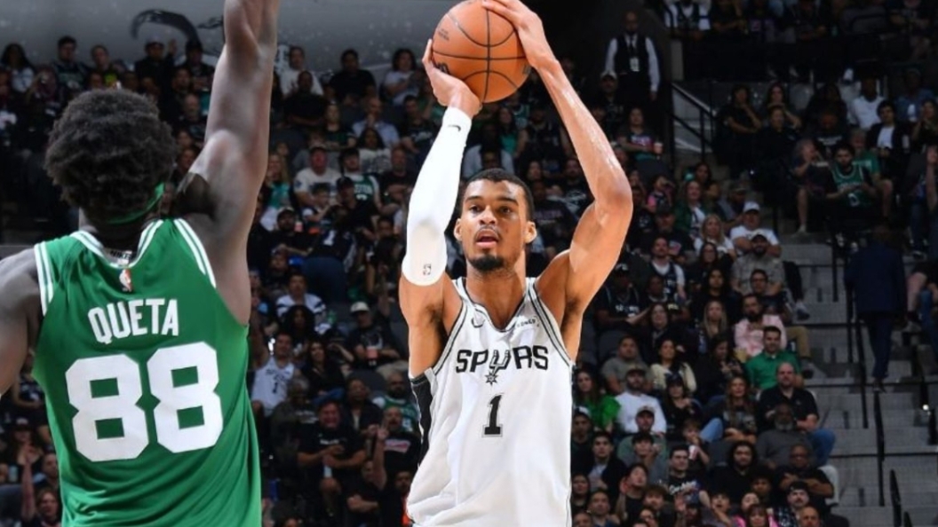 22700218
