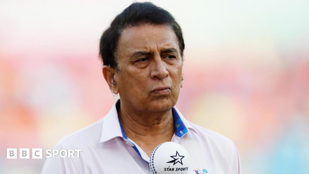 22702458