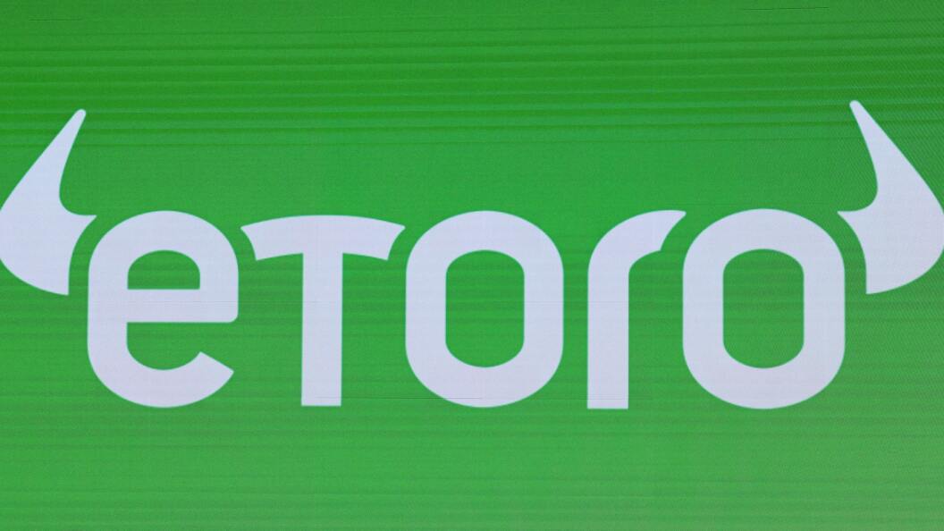22761237