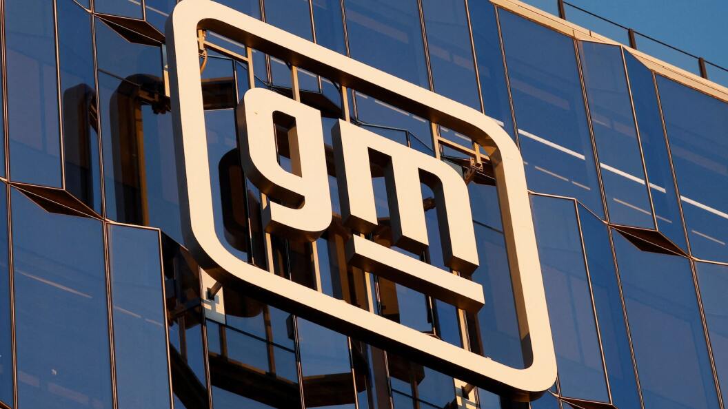 22761836