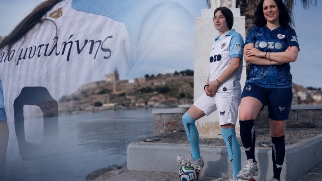 22764053