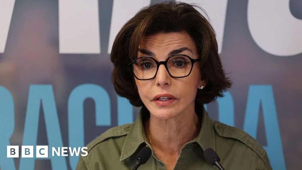 22774982