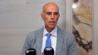 22782529