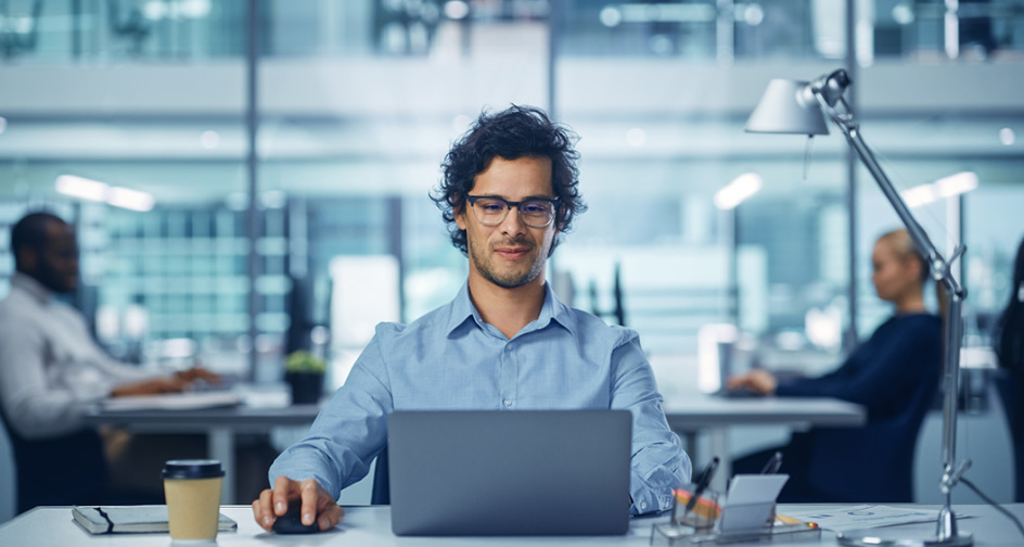 men_technology_ict_people